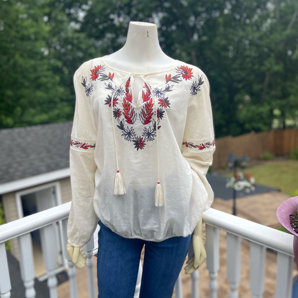 💯 percent Cotton Large shirt